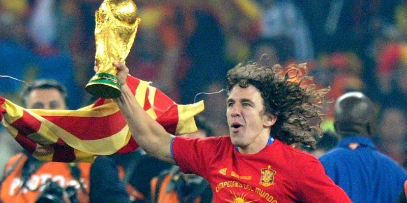 Carles Puyol: Huyền Thoại Bất Diệt Và Di Sản Vĩnh Cửu Trong Lòng Người Hâm Mộ 2 Carles Puyol