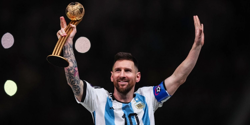 Lionel Messi – Biểu tượng vĩ đại của bóng đá hiện đại thế giới. 2 Lionel Messi