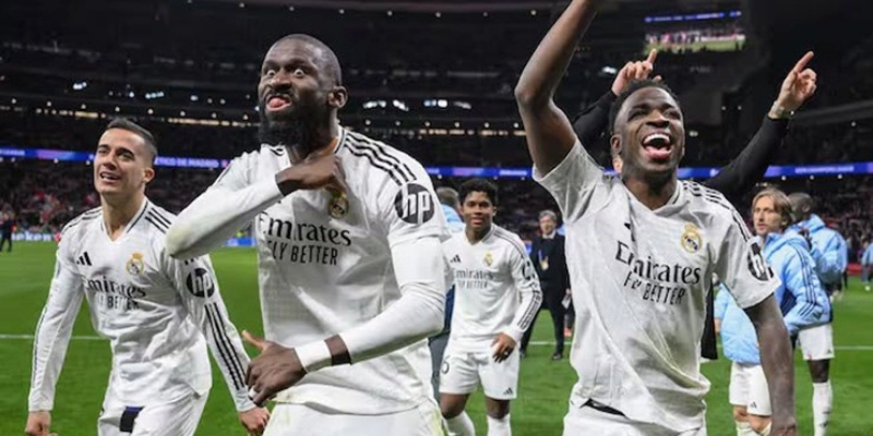 Top 10 Huyền Thoại Bóng Đá Club Real Madrid