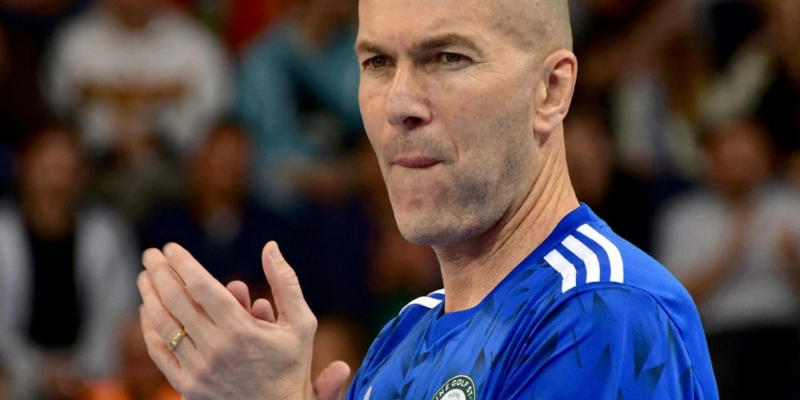 Zinedine Zidane - Huyền Thoại Vĩ Đại Định Hình Bóng Đá Hiện Đại 4 Zinedine Zidane
