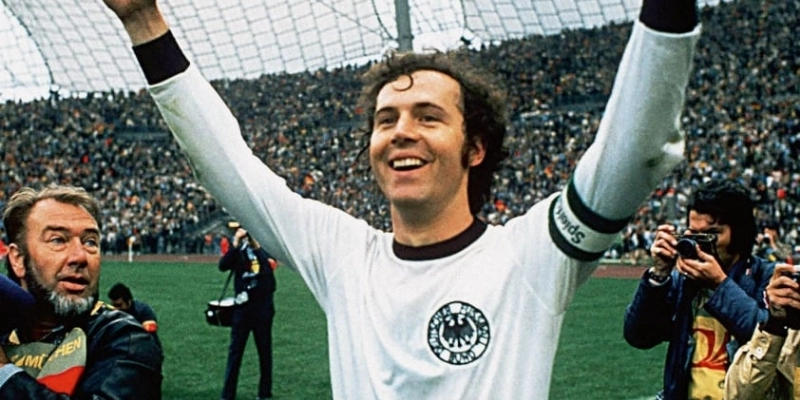 Franz Beckenbauer: Huyền Thoại Bóng Đá Và Dấu Ấn Vĩnh Cửu 2 Franz Beckenbauer