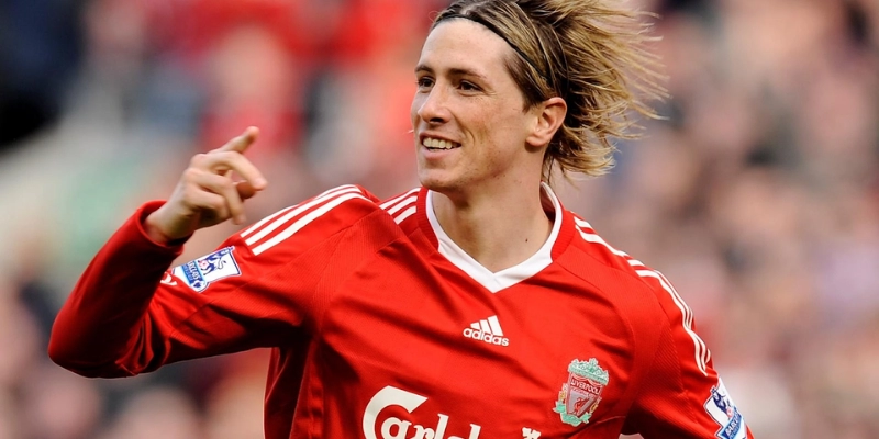 Top 10 huyền thoại bóng đá club Liverpool thế kỷ 21